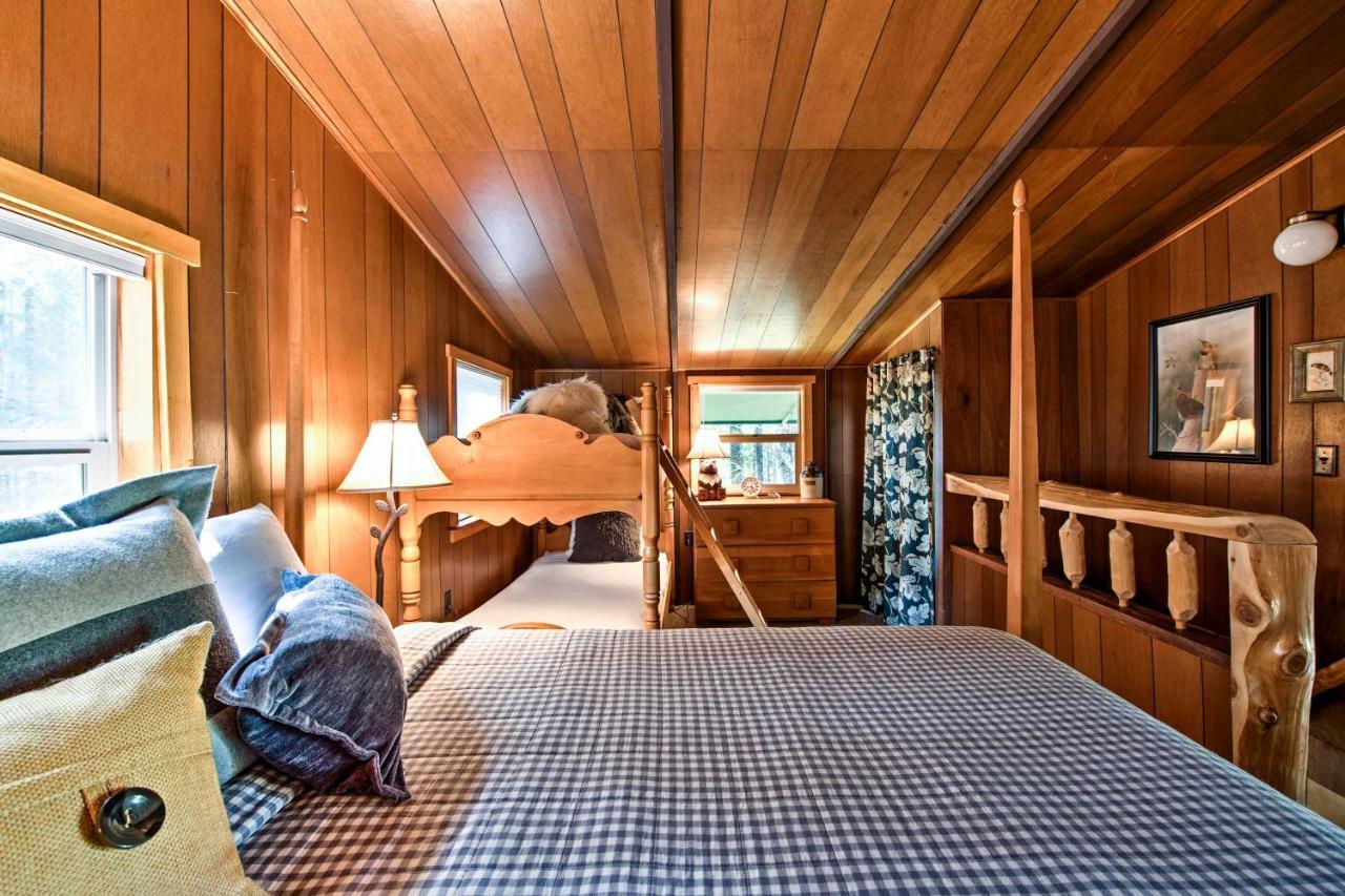 Serene Washington Escape With Deck And Mountain Views! Packwood Exteriér fotografie
