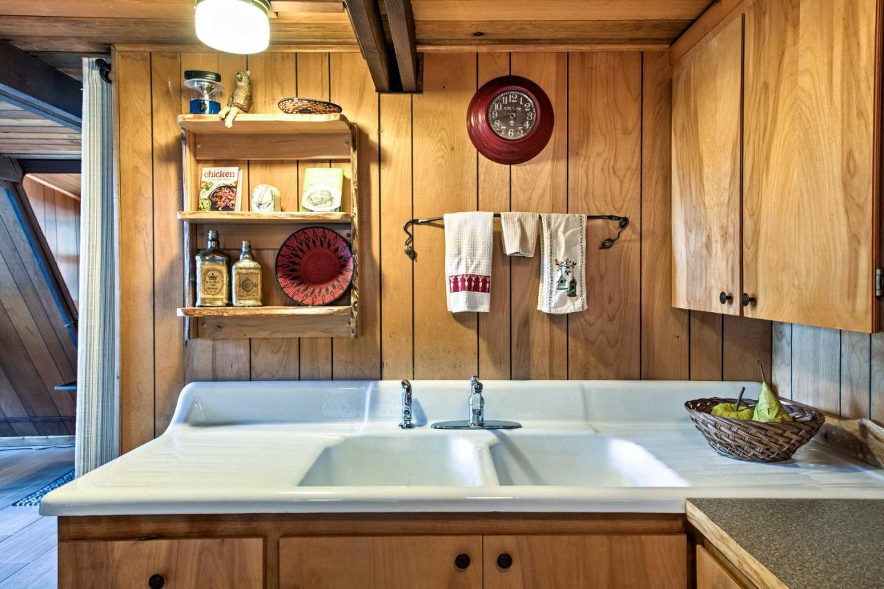 Serene Washington Escape With Deck And Mountain Views! Packwood Exteriér fotografie